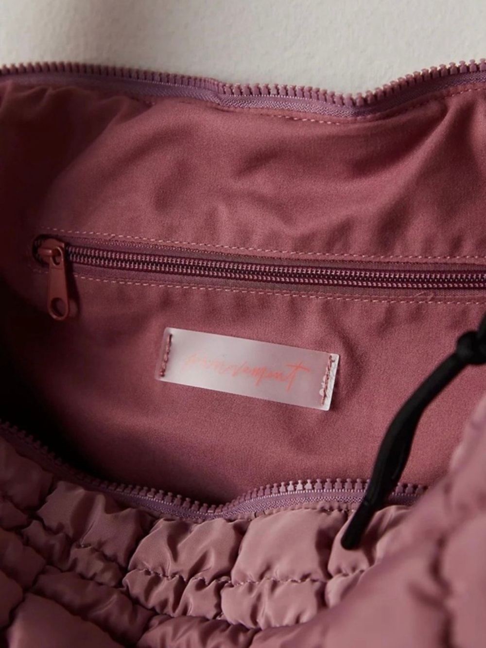 Free People Movement Quilted Carryall Bag in Dusty Rose RARE - Picture 3 of 6